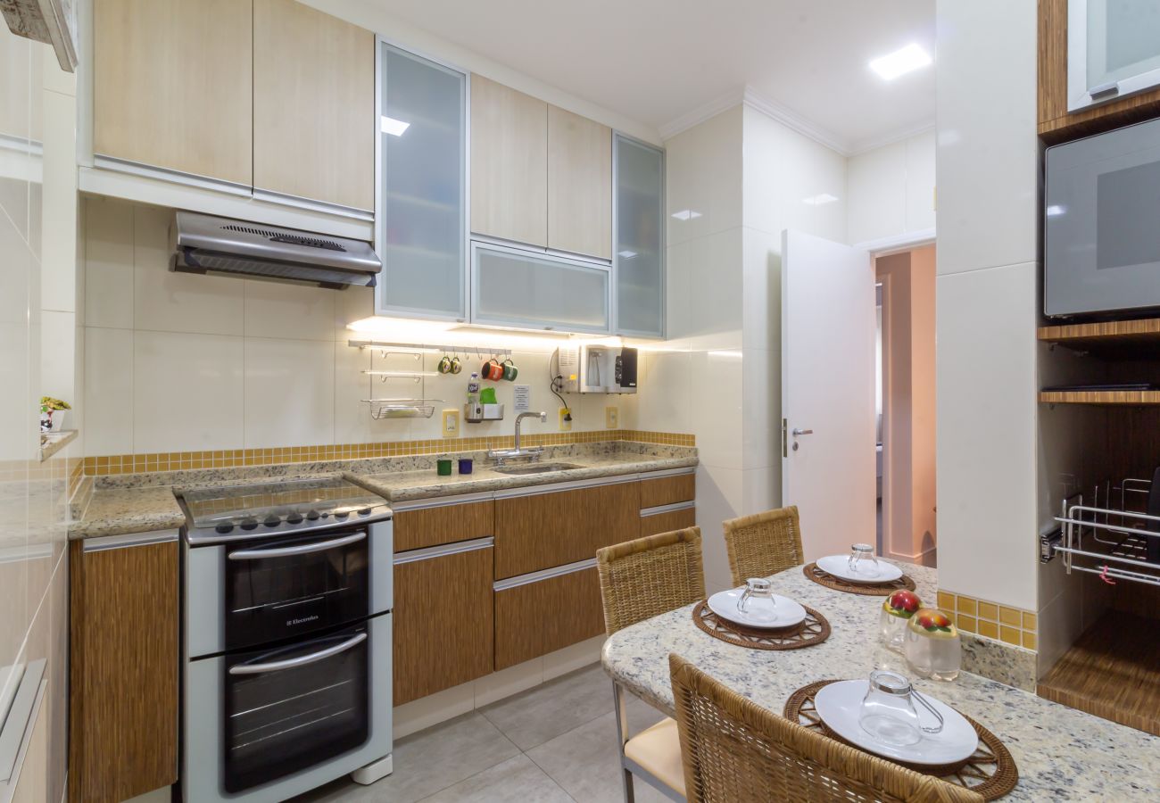 Apartamento em Rio de Janeiro - Vista para o mar, 2 minutos da praia | FMS502