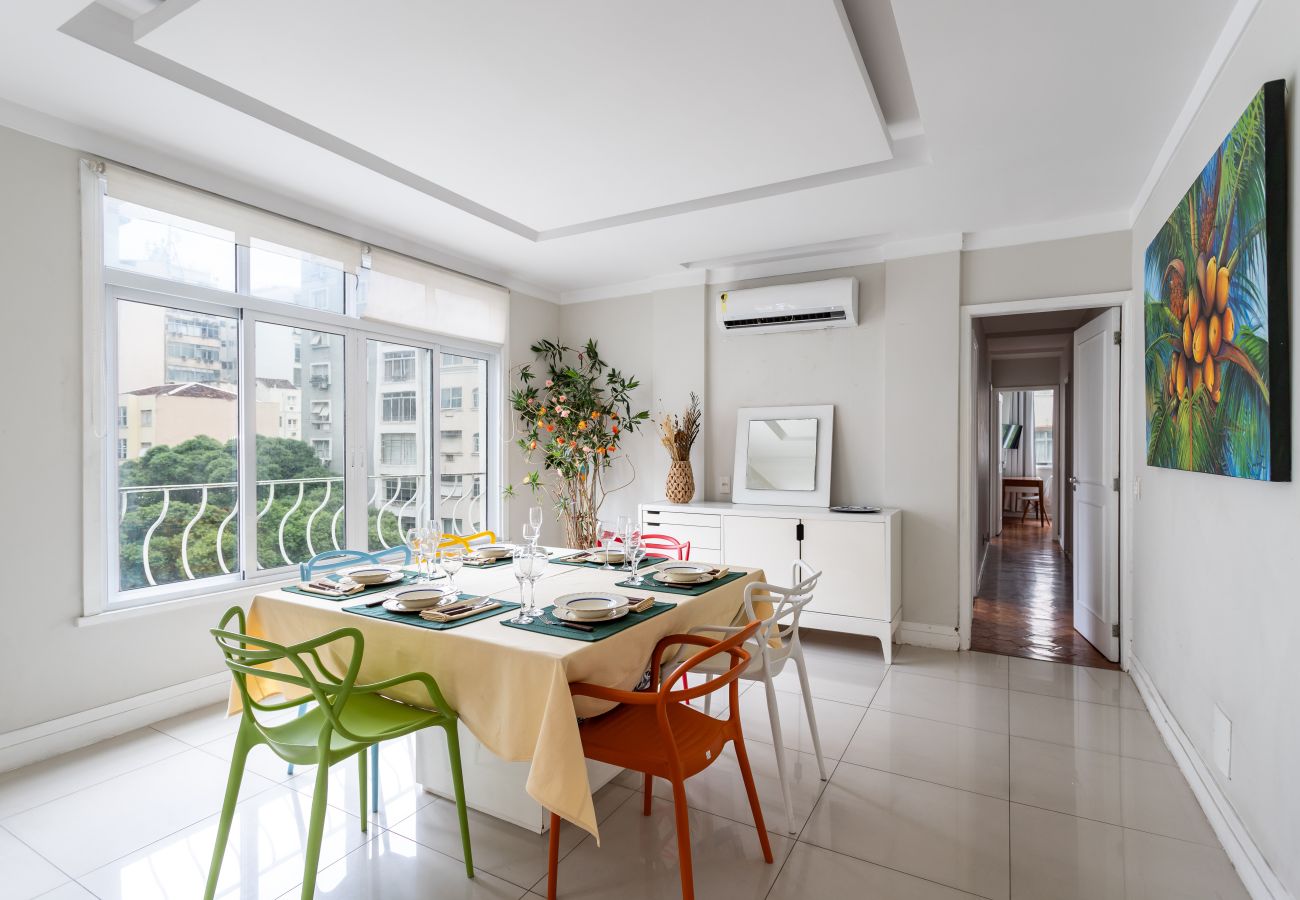 Apartamento em Rio de Janeiro - Para famílias, 3min da praia de Copacabana | SL501