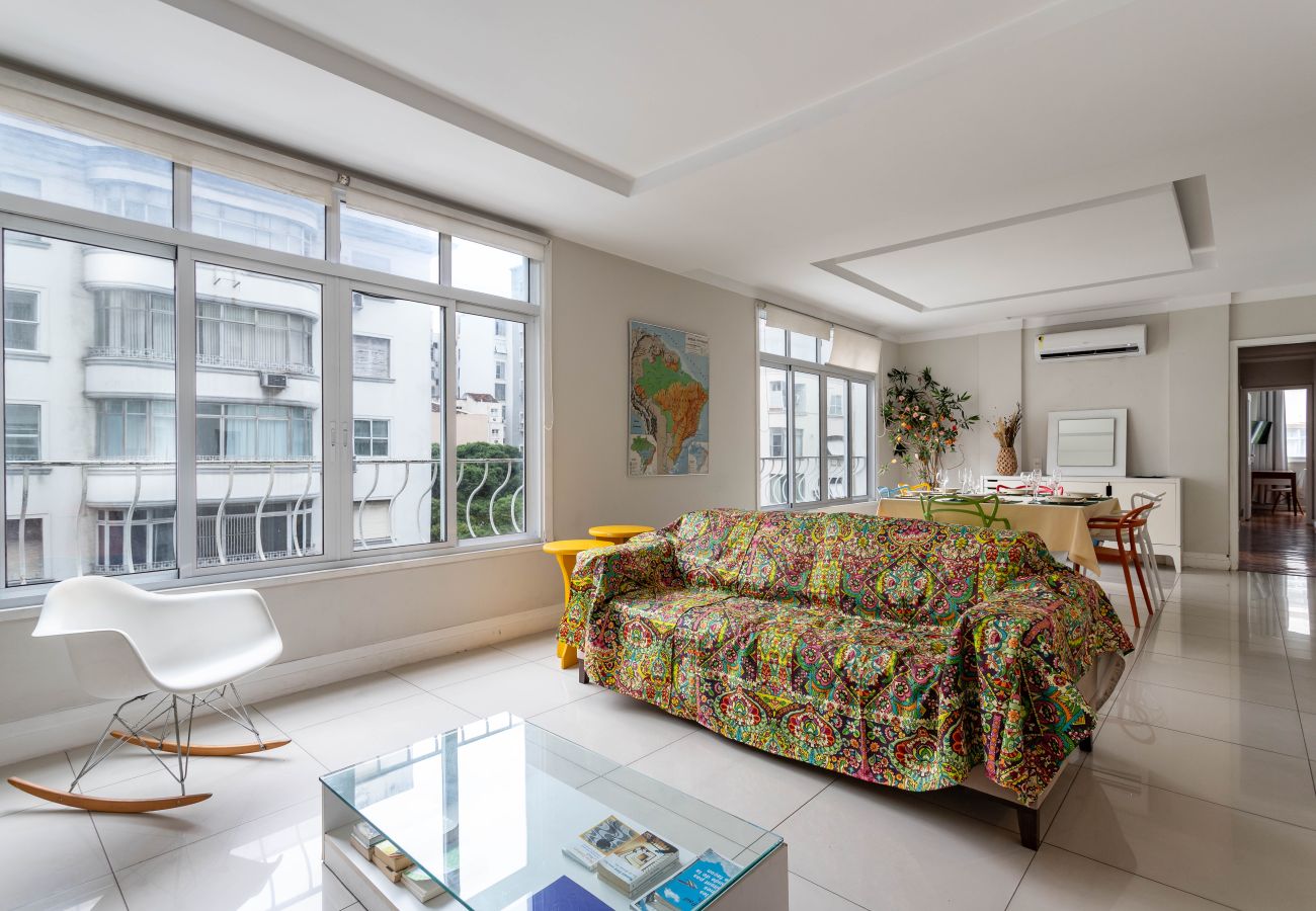 Apartamento em Rio de Janeiro - Para famílias, 3min da praia de Copacabana | SL501