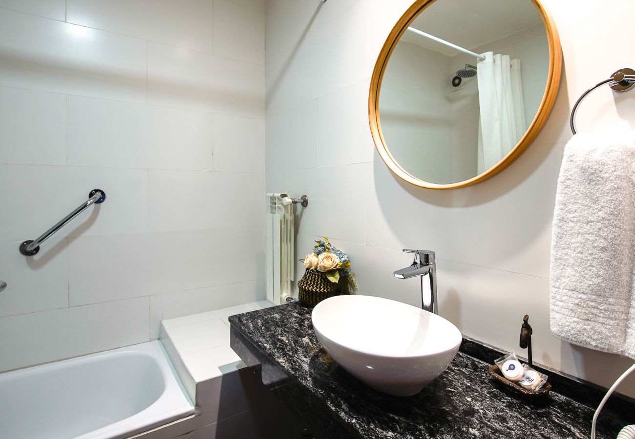 Apartamento em San Carlos de Bariloche - Montanha apartamento com vista para o lago e estacionamento in Bariloche