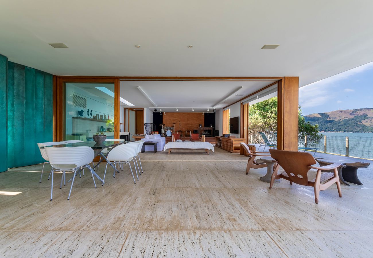 Casa em Mangaratiba - Casa com praia particular em Porto Bello Mangaratiba