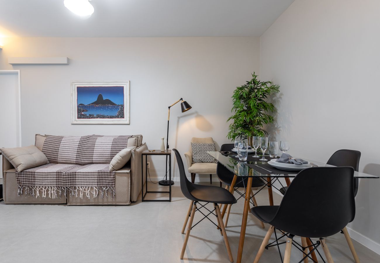 Apartamento em Rio de Janeiro - Charme a 9min da praia de Botafogo | MRF1307