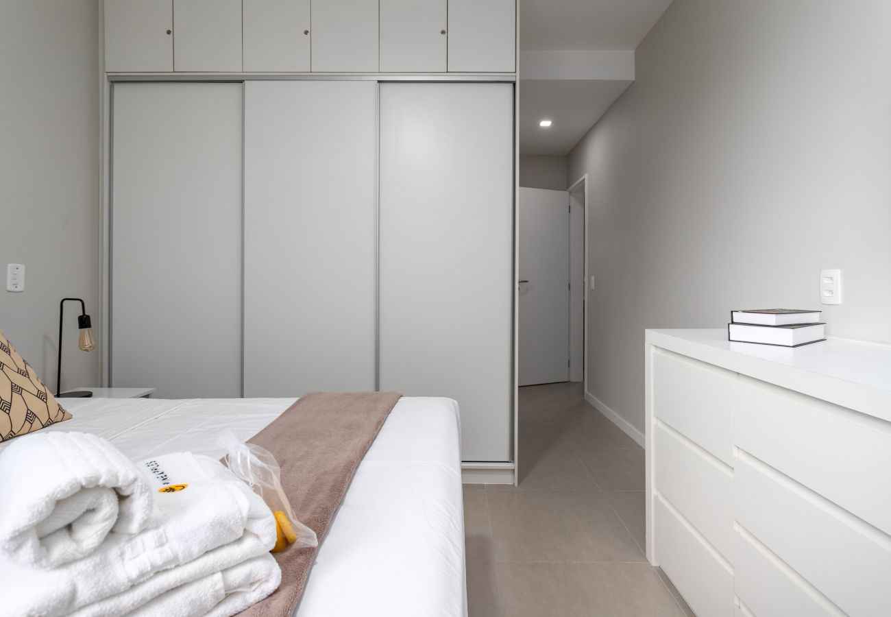 Apartamento em Rio de Janeiro - Charme a 9min da praia de Botafogo | MRF1307