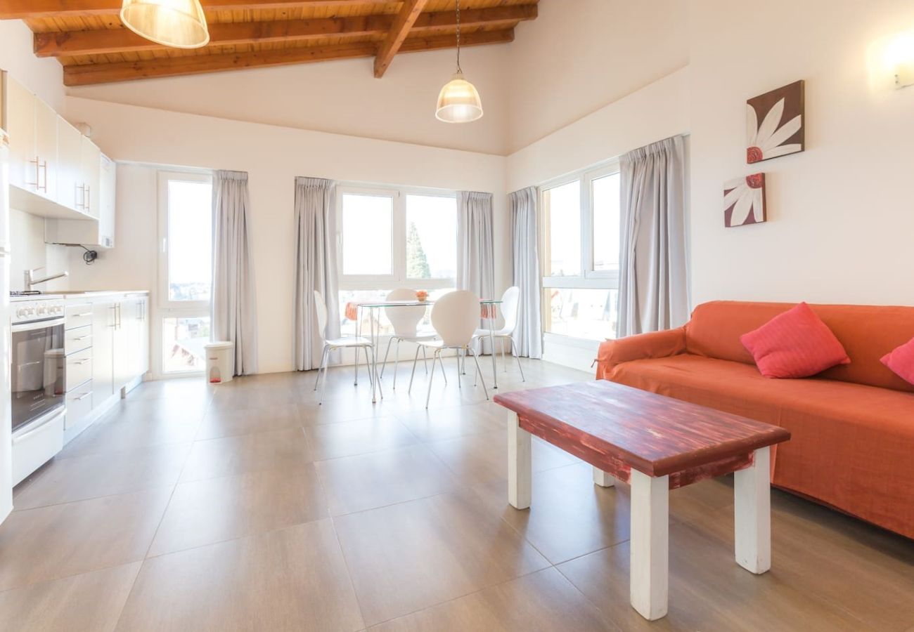 Apartamento em San Carlos de Bariloche - Gaia, Estacionamento e Vista para o Lago Nahuel Huapi