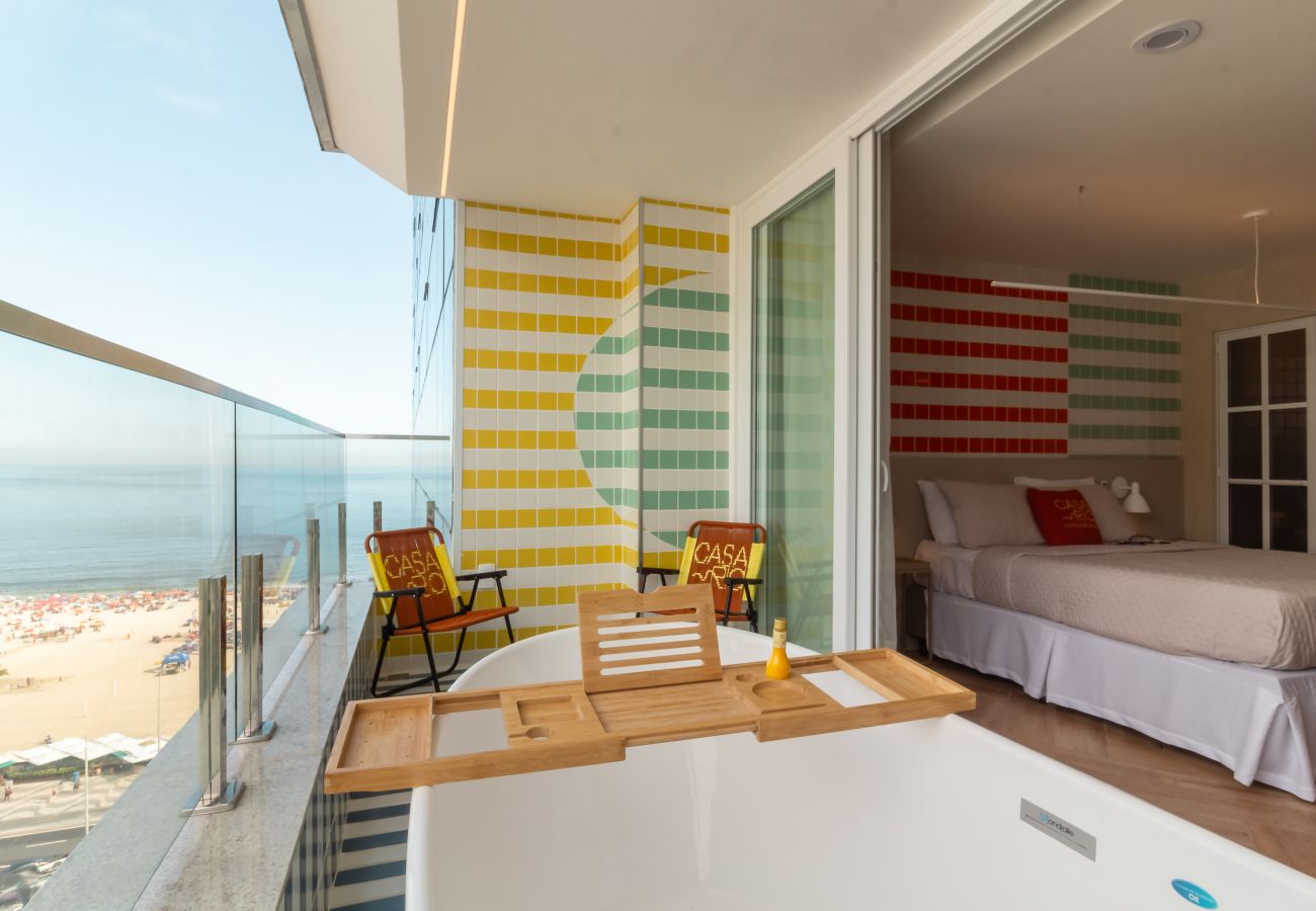 Apartamento em Rio de Janeiro - Vista para o Mar e Varanda com Banheira | Q23