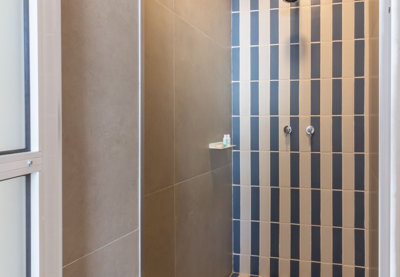 Apartamento em Rio de Janeiro - Vista para o Mar e Varanda com Banheira | Q23