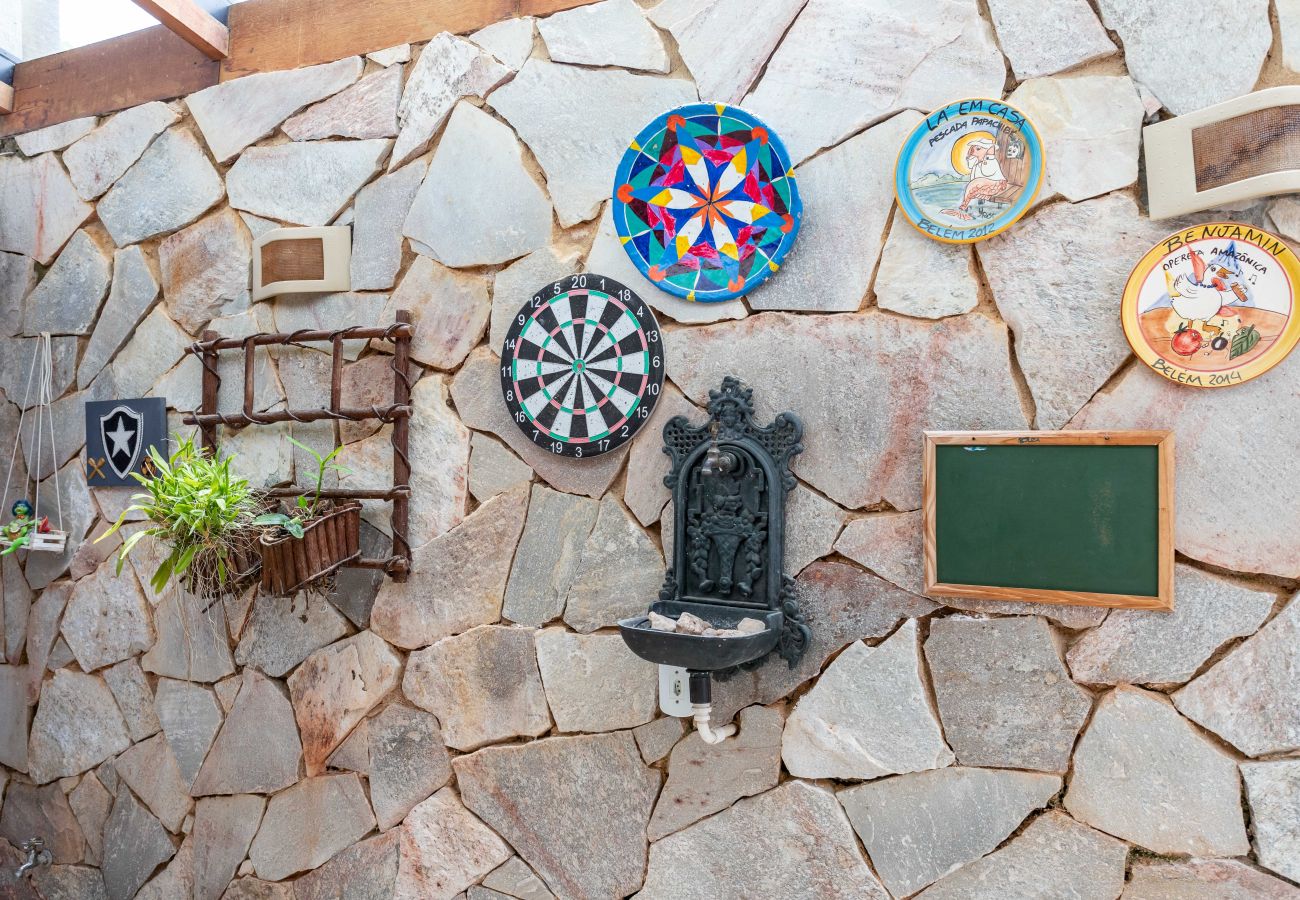 Casa em Miguel Pereira - Refúgio Perfeito em Miguel Pereira | AND61