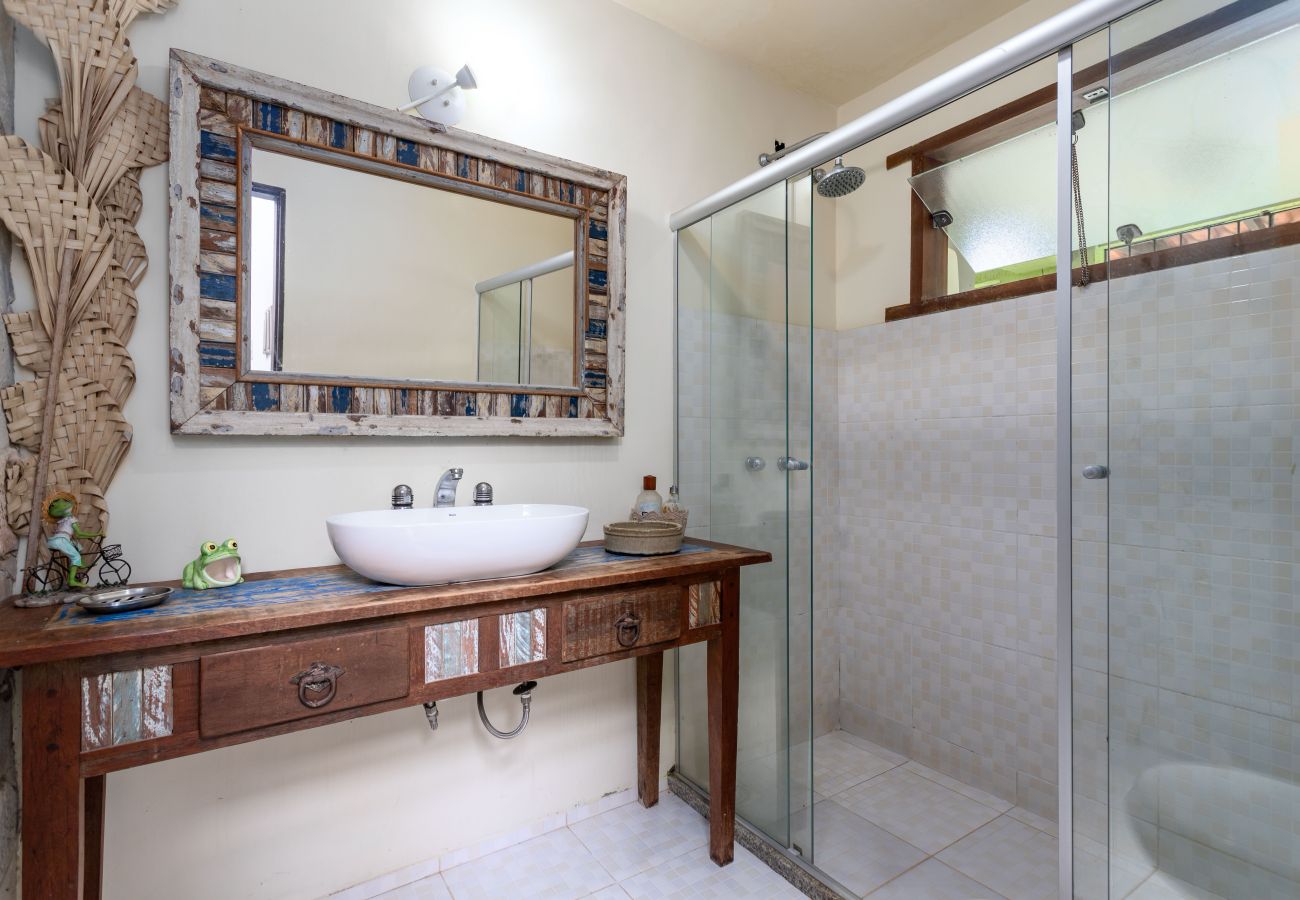 Casa em Miguel Pereira - Refúgio Perfeito em Miguel Pereira | AND61