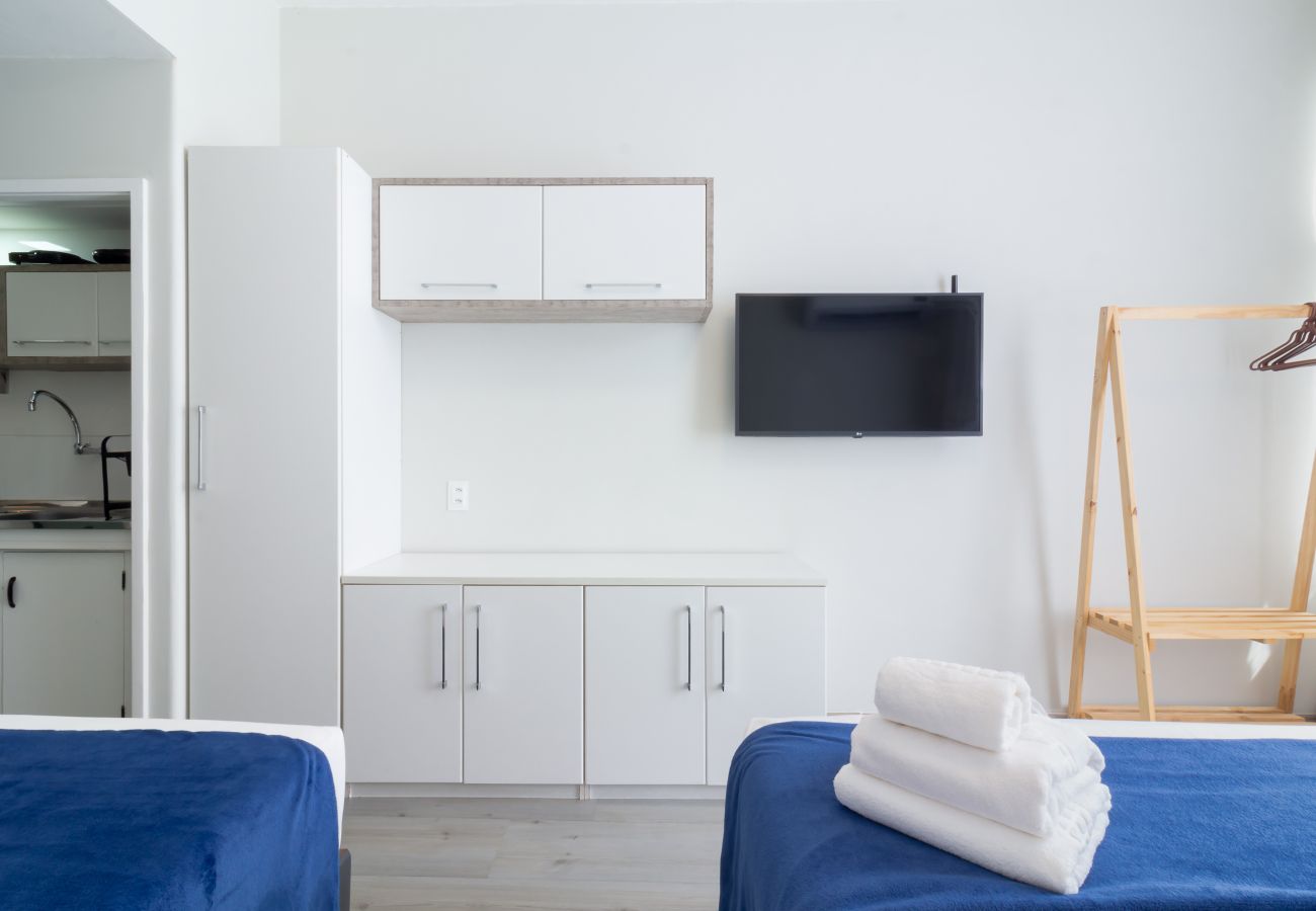 Estúdio em Rio de Janeiro - Conforto no Coração do Rio | RB1701