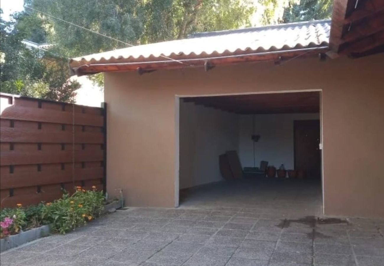 Casa em San Carlos de Bariloche - Casa Jardim Botânico Bariloche – 6 quartos, 4 banheiros