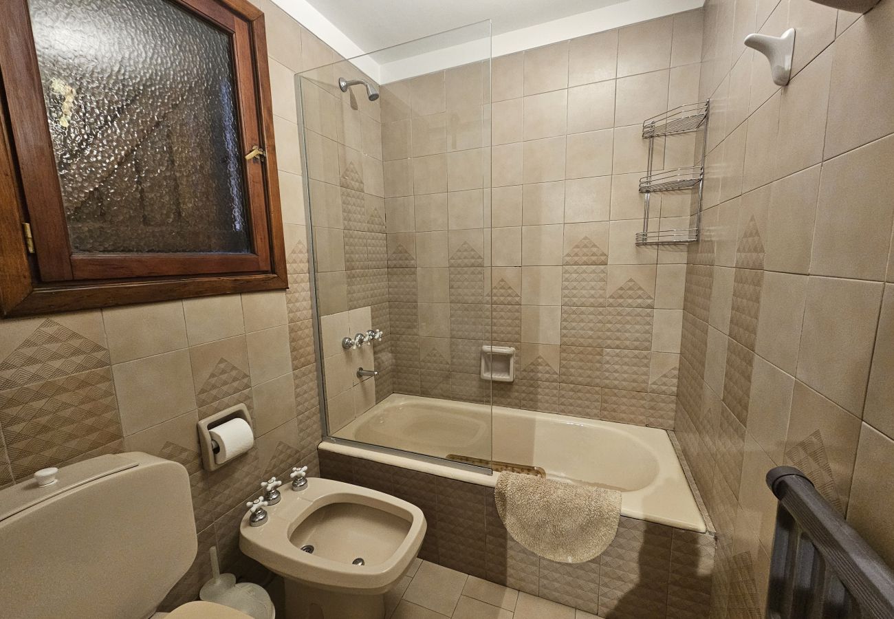 Casa em San Carlos de Bariloche - Casa Jardim Botânico Bariloche – 6 quartos, 4 banheiros