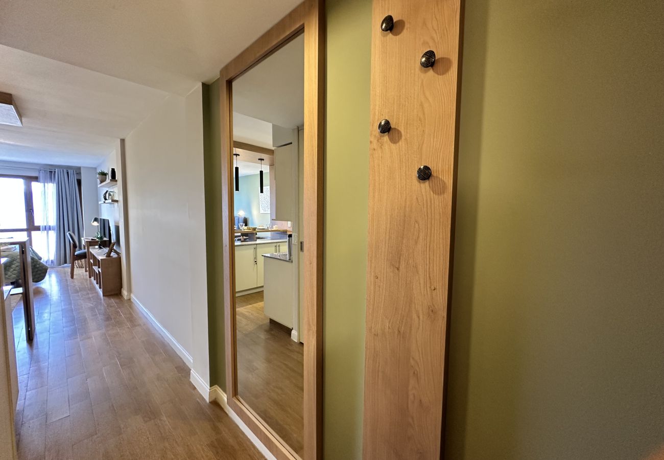 Estúdio em San Carlos de Bariloche - Grinly com vista para o lago e estacionamento em Bariloche 