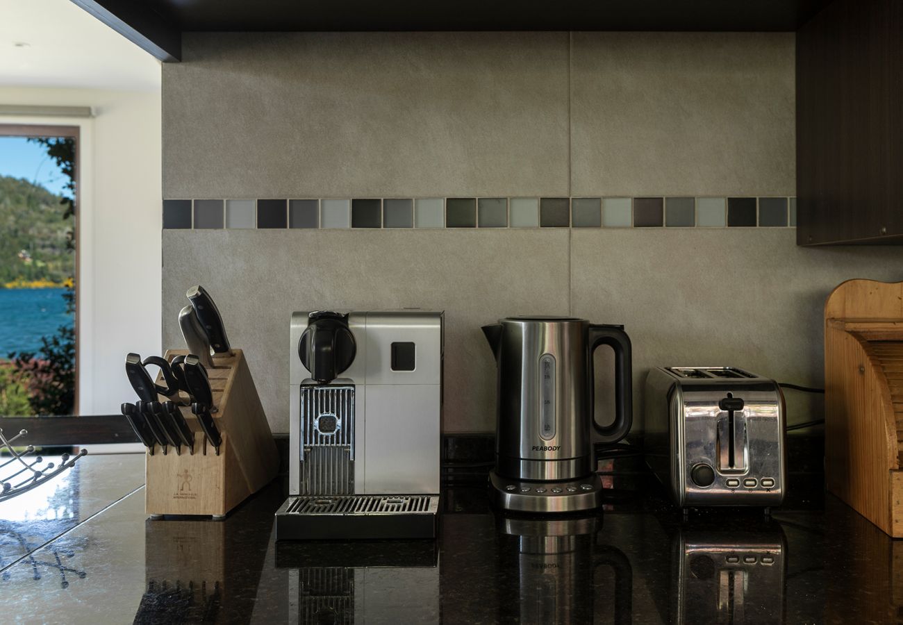 Casa em San Carlos de Bariloche - Hermosa casa com acesso à margem do Lago en Bariloche