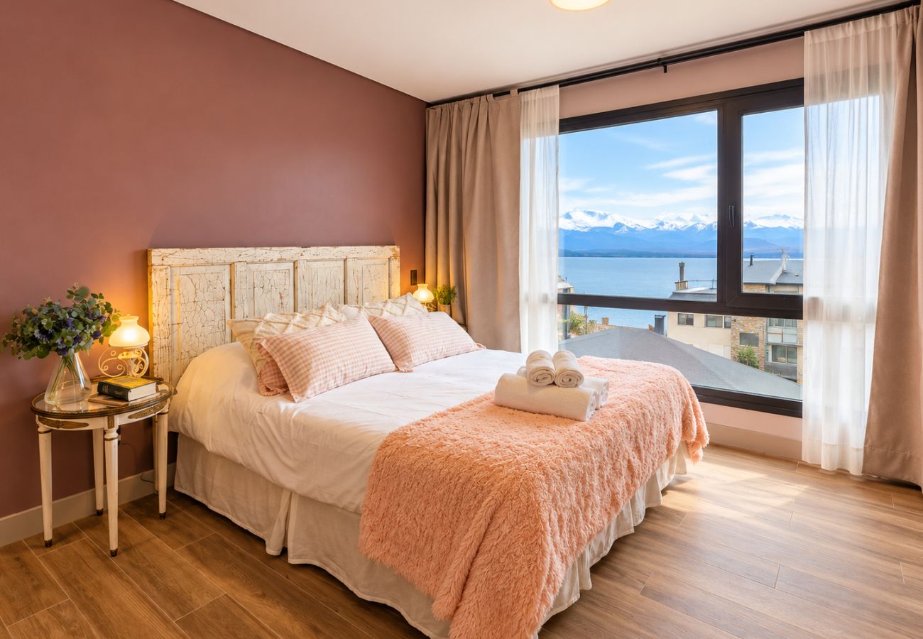 Apartamento em San Carlos de Bariloche - Malva Suites with lake view and parking