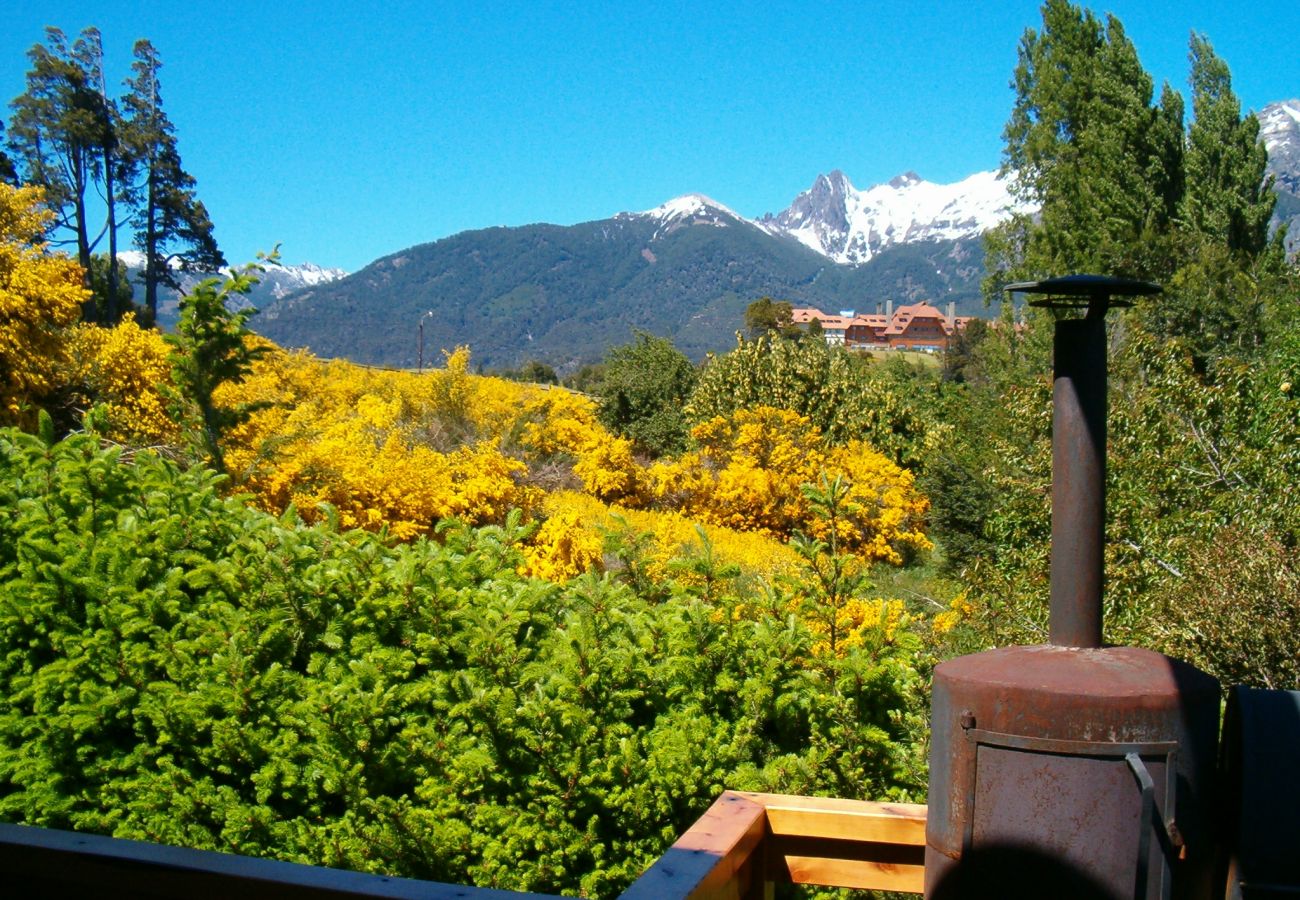 Ferienhaus in San Carlos de Bariloche - House with waterfront in Entre Lagos