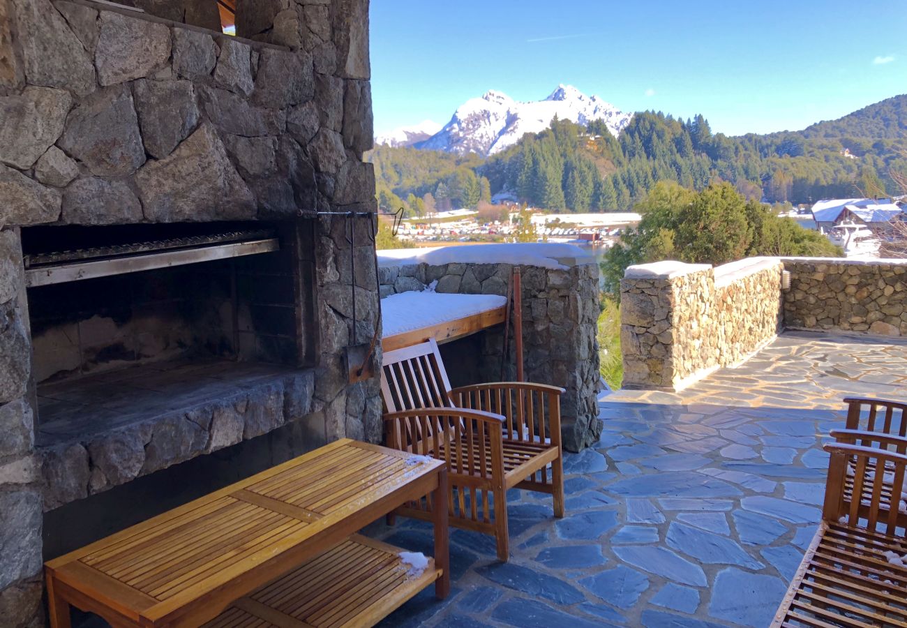 Ferienhaus in San Carlos de Bariloche - House Facing Puerto Pañuelo EV