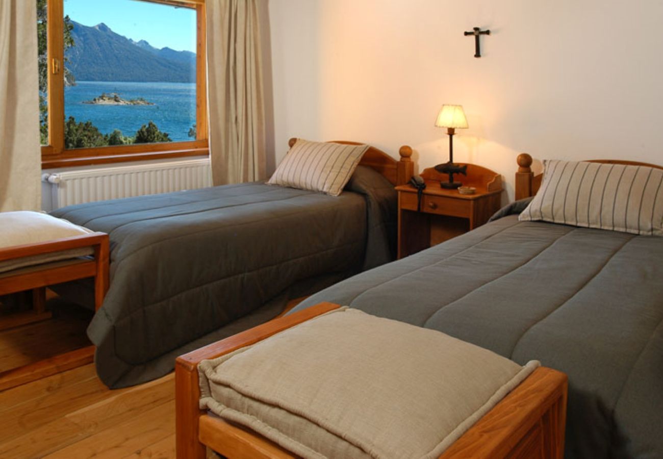 Ferienhaus in San Carlos de Bariloche - Spectacular Lakefront house