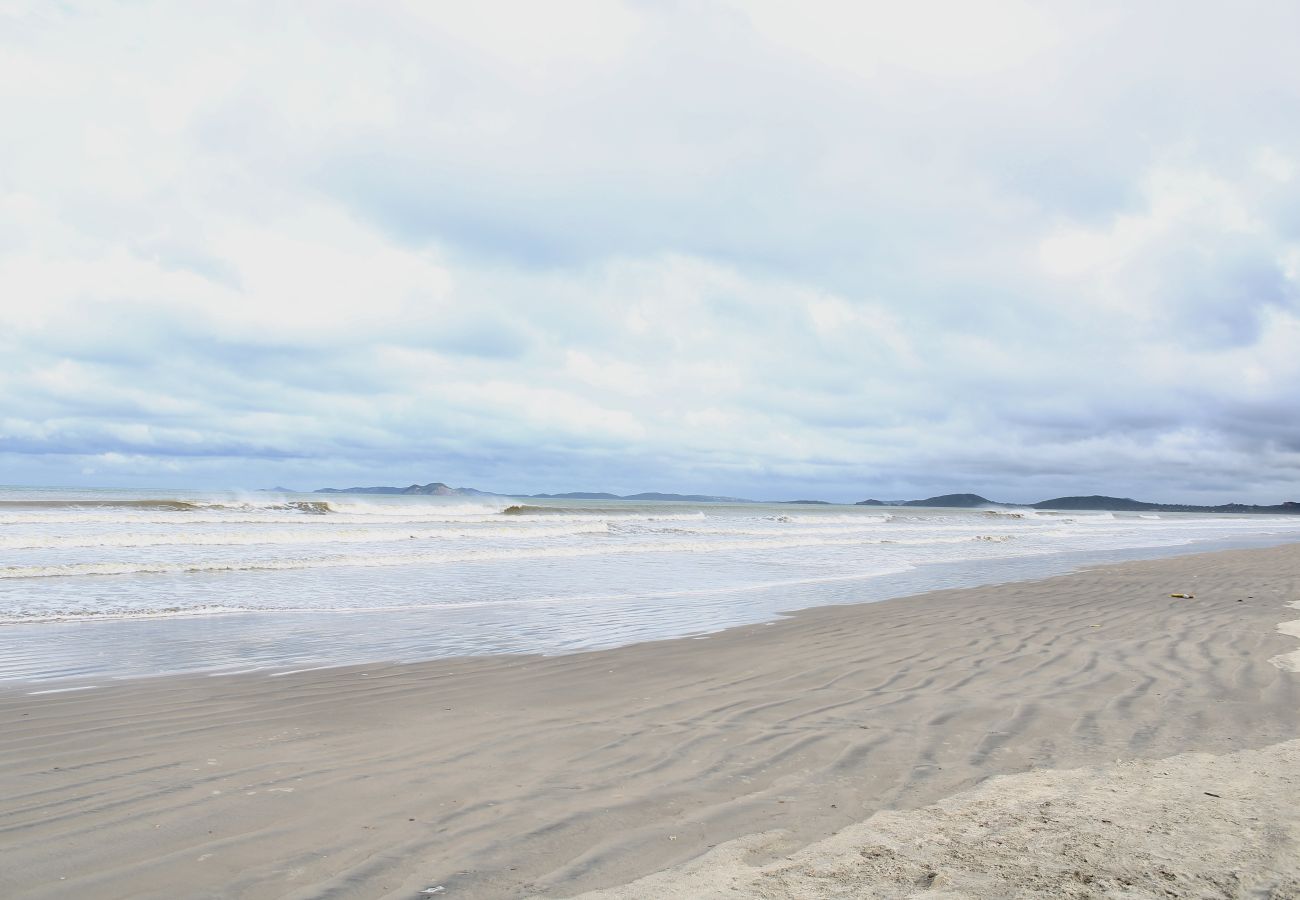 Alquiler por habitaciones en Cabo Frio - Albergue a 1 minuto de la playa | UNR