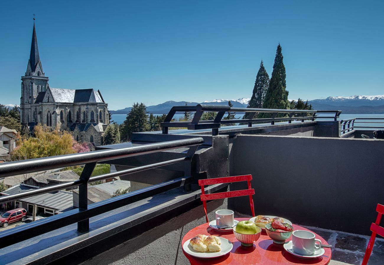 Estudio en San Carlos de Bariloche - LLanten, Amazing flat with terrace and parking