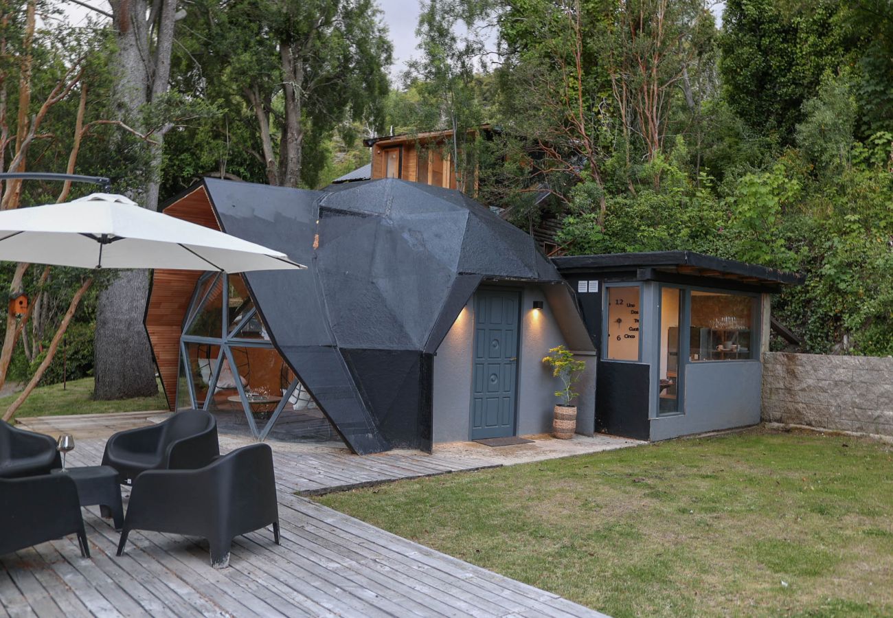 Estudio en Villa La Angostura - Refugio La Cupula con vista y llegada al lago