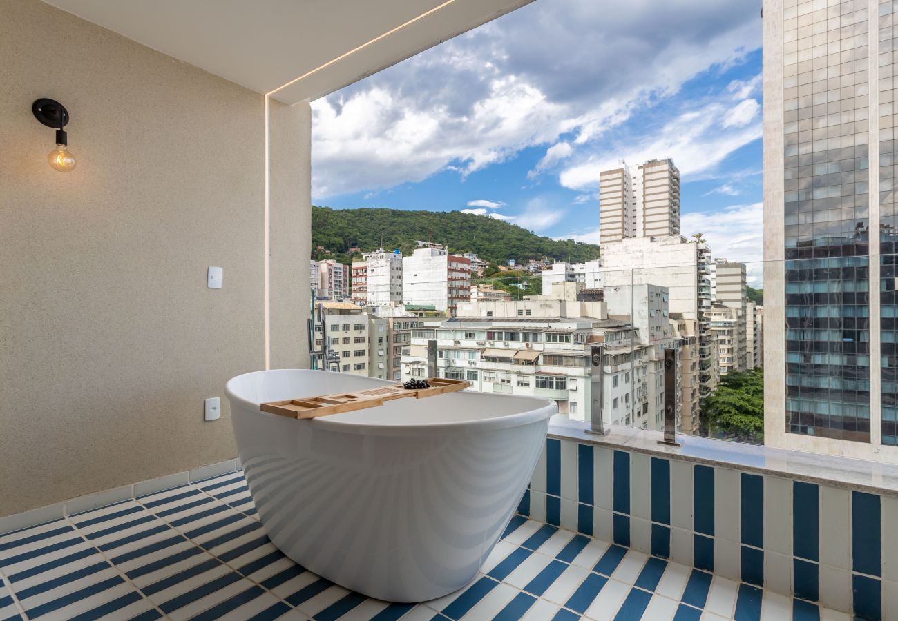 Apartamento en Rio de Janeiro - Vista para o Mar e Varanda com Banheira | Q23