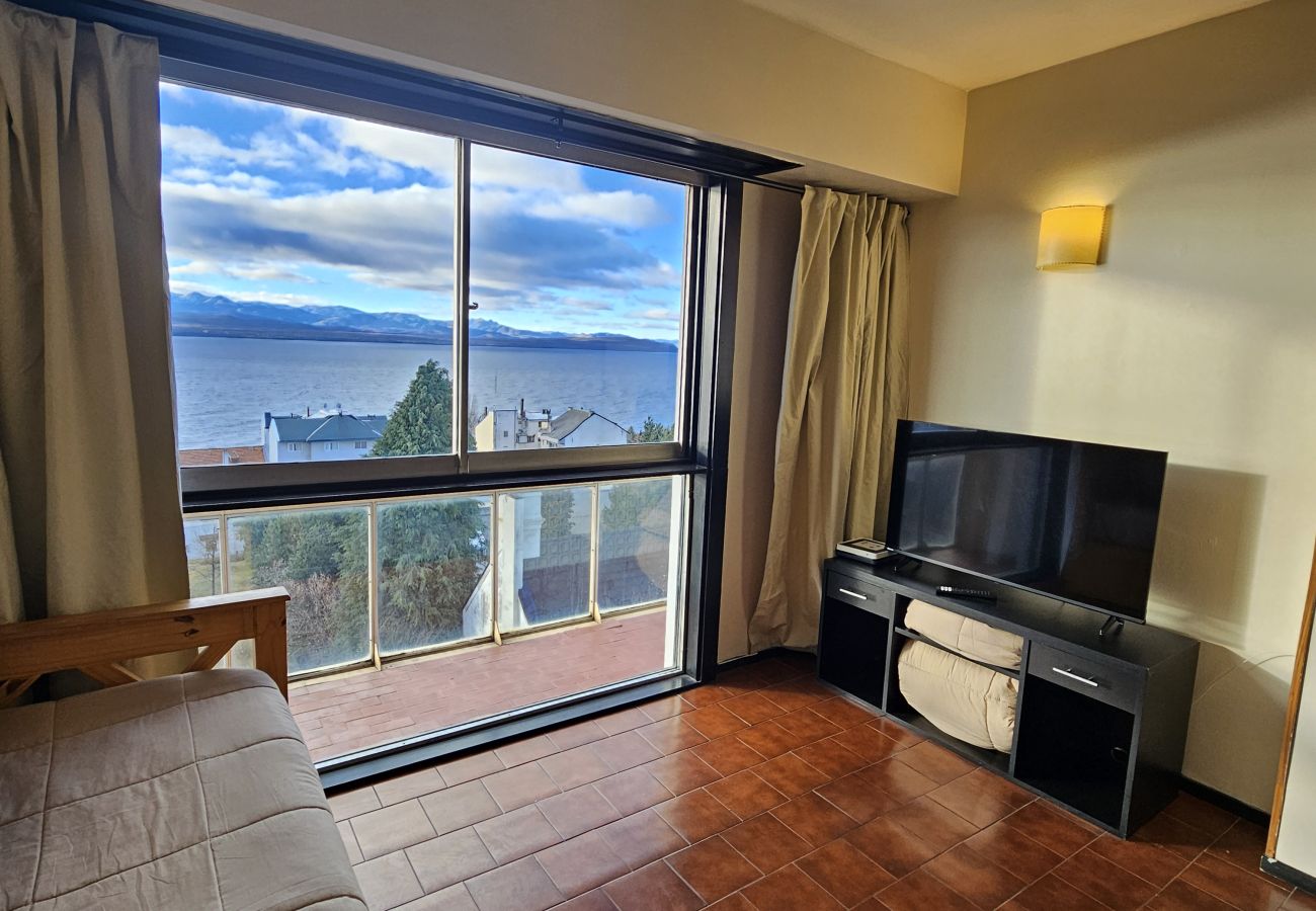 Apartamento en San Carlos de Bariloche - Lago y ciudad a pasos del centro cívico 