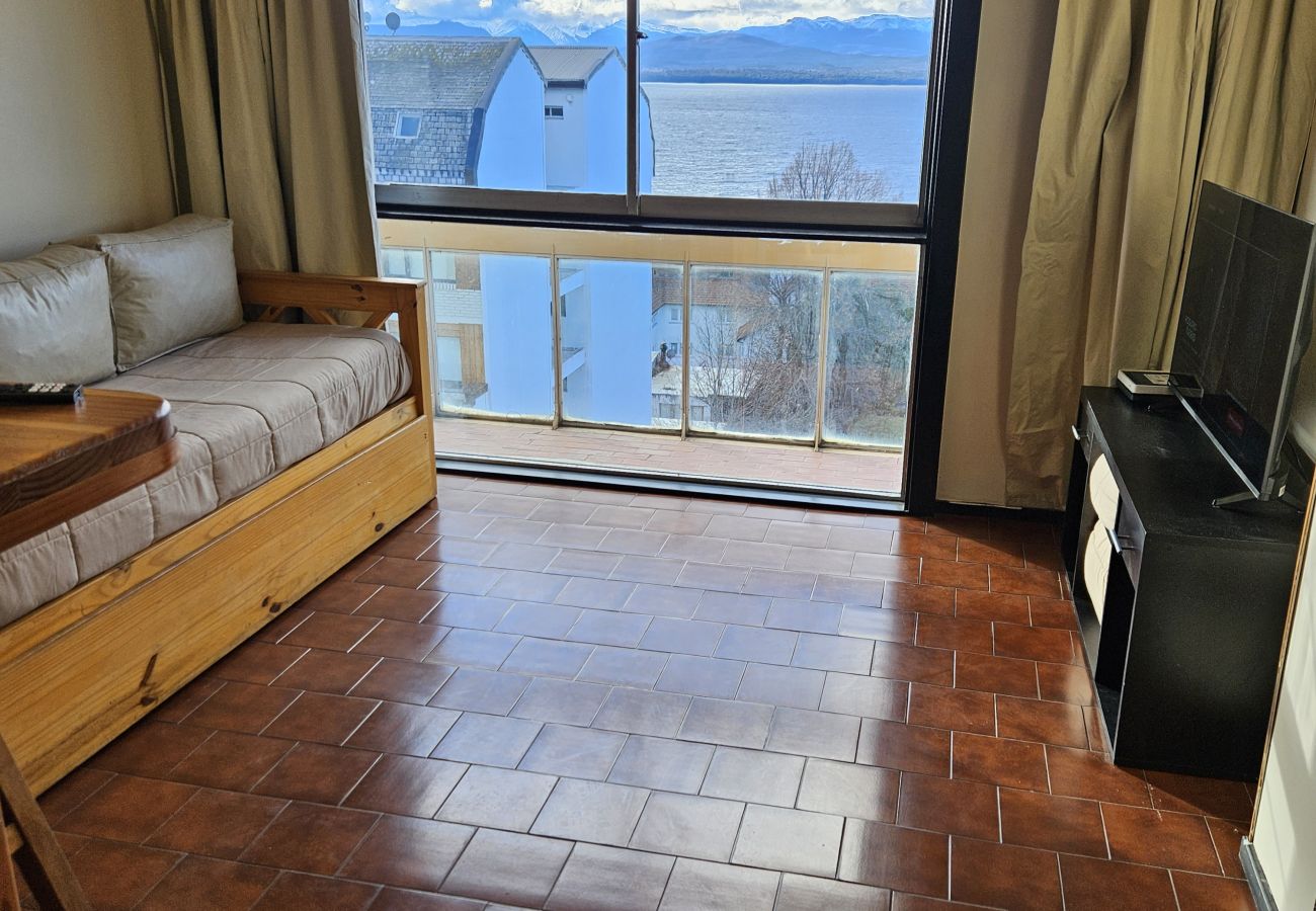 Apartamento en San Carlos de Bariloche - Lago y ciudad a pasos del centro cívico 
