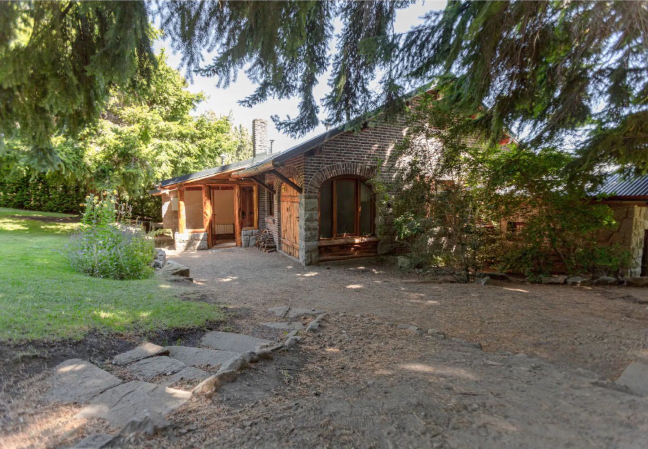 Maison à San Carlos de Bariloche - House with waterfront in Entre Lagos