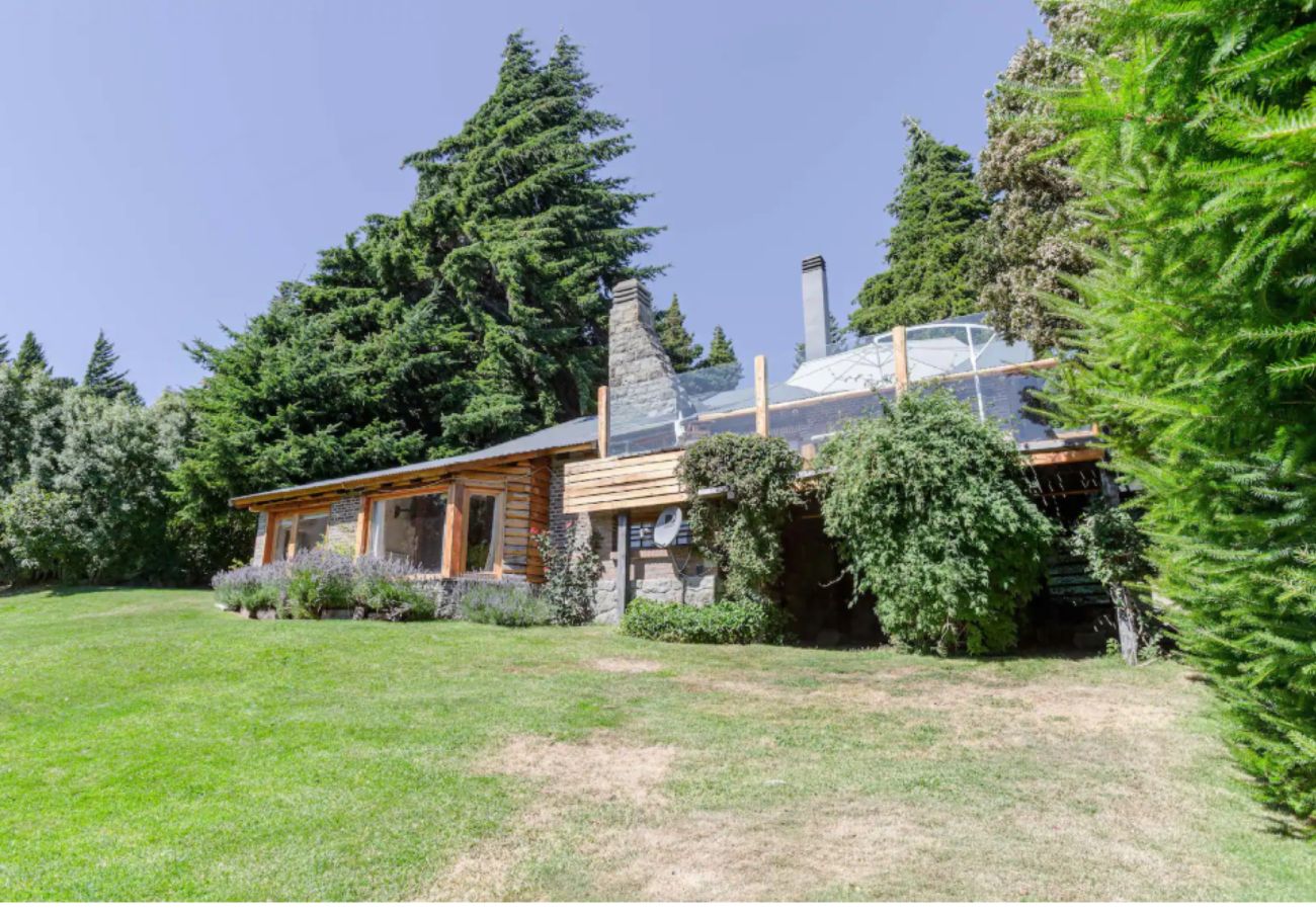 Maison à San Carlos de Bariloche - House with waterfront in Entre Lagos