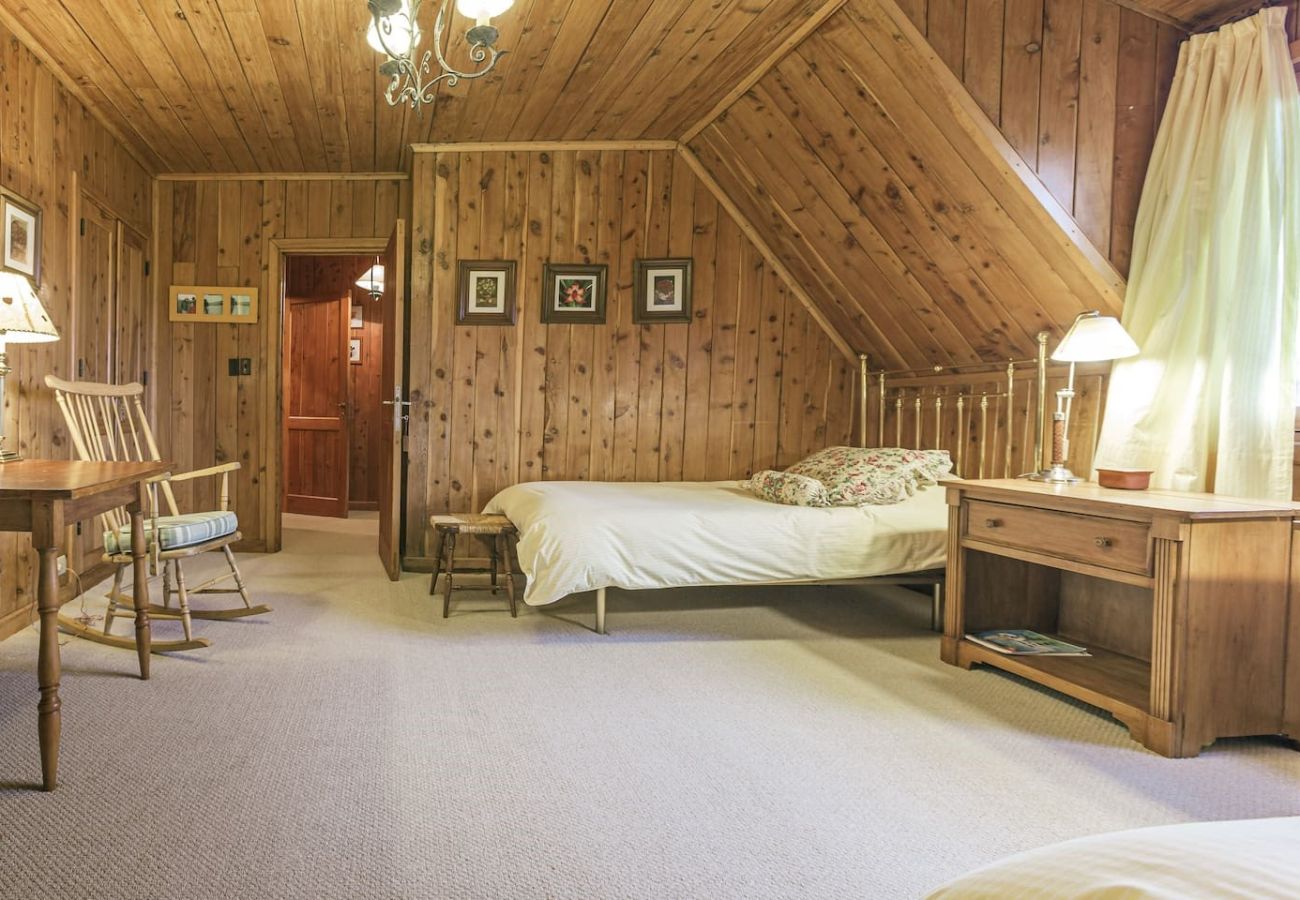 House in San Carlos de Bariloche - Beautiful house in Llao Llao Bariloche for 12 guests