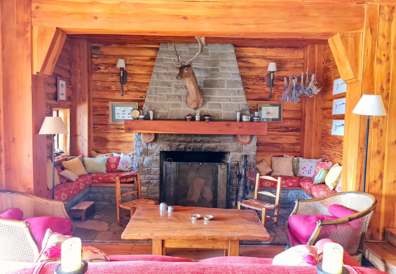 House in San Carlos de Bariloche - Beautiful house in Llao Llao Bariloche for 12 guests