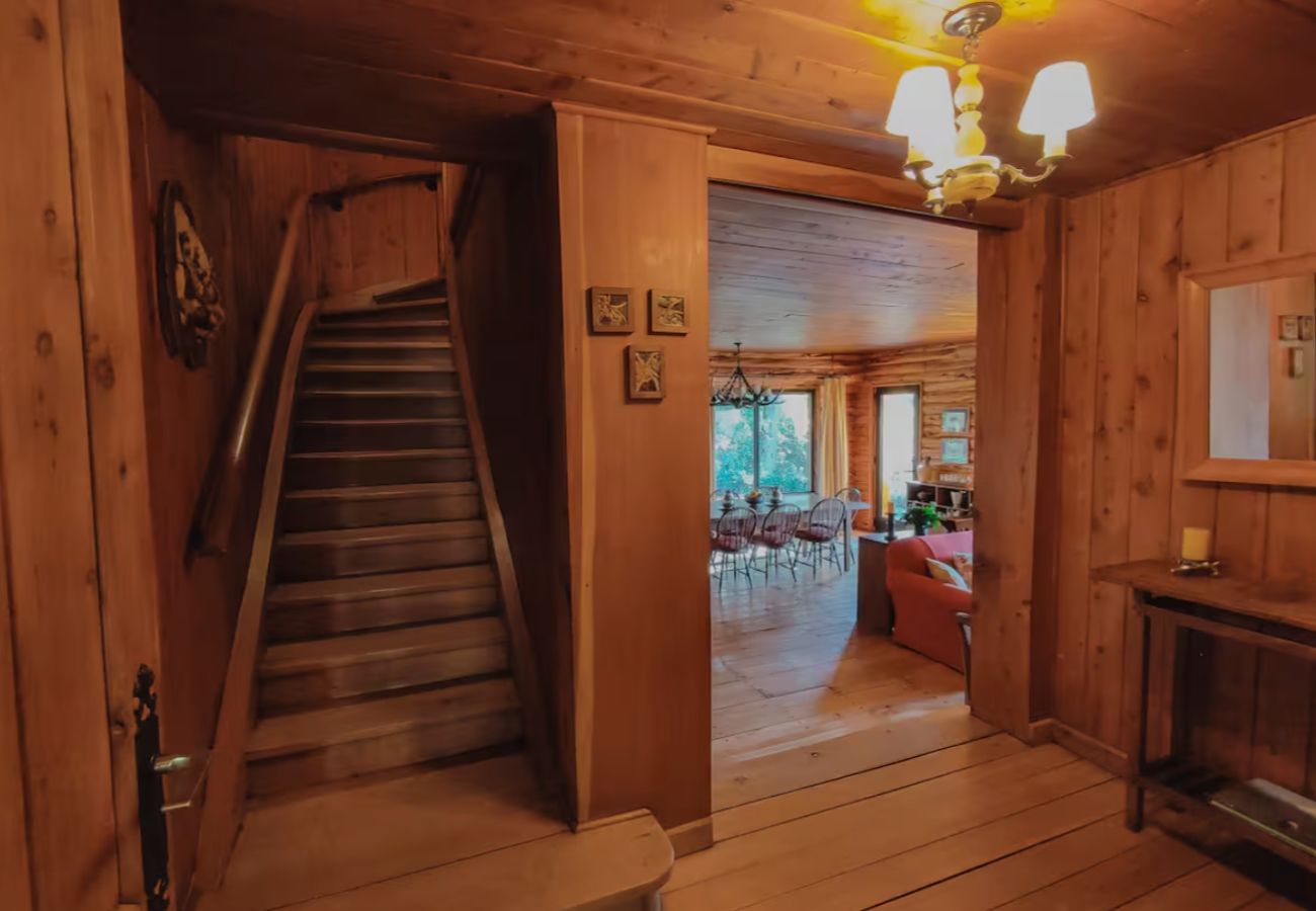 House in San Carlos de Bariloche - Beautiful house in Llao Llao Bariloche for 12 guests
