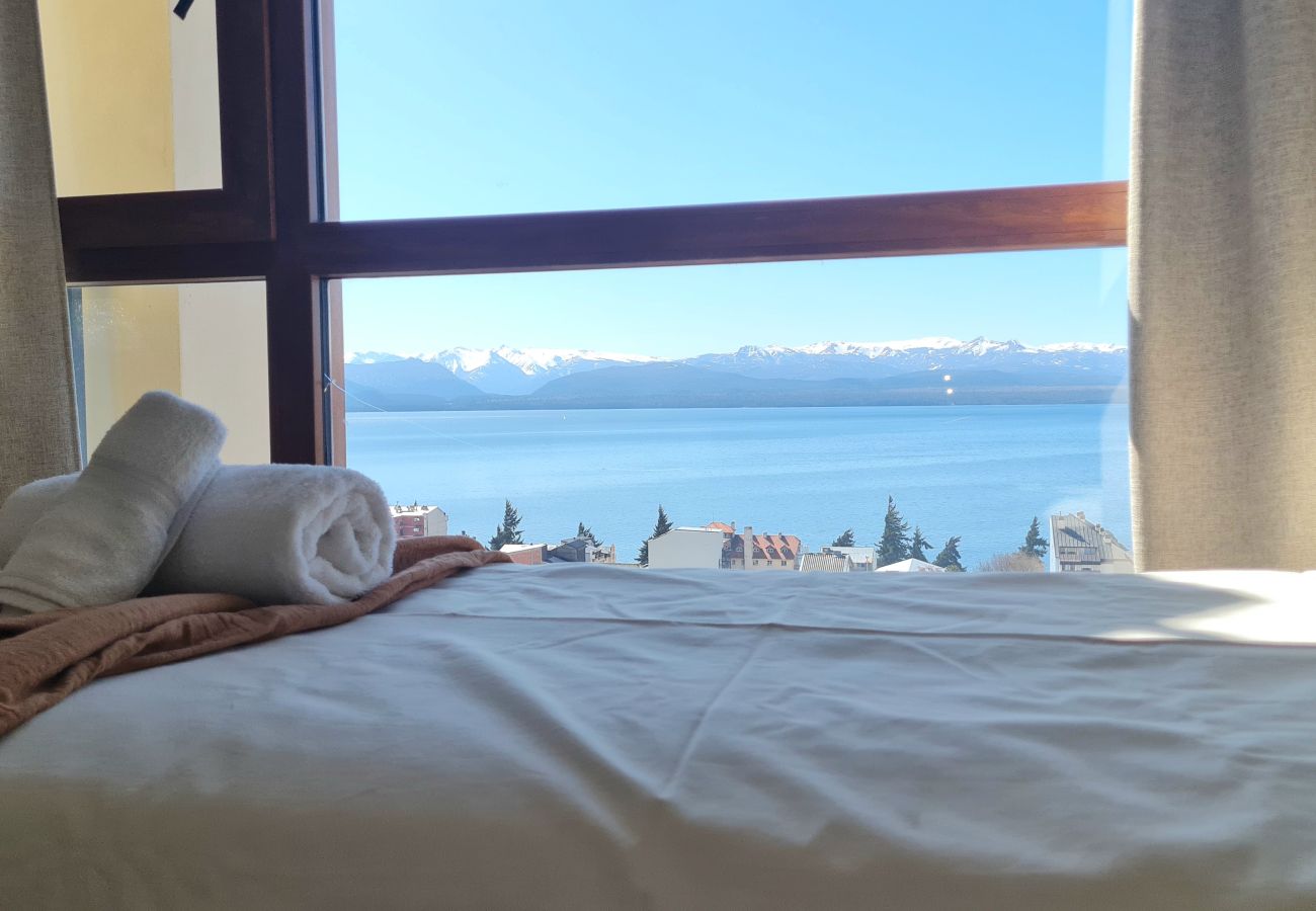 Апартаменты на San Carlos de Bariloche - Kumelka apartment with lake view