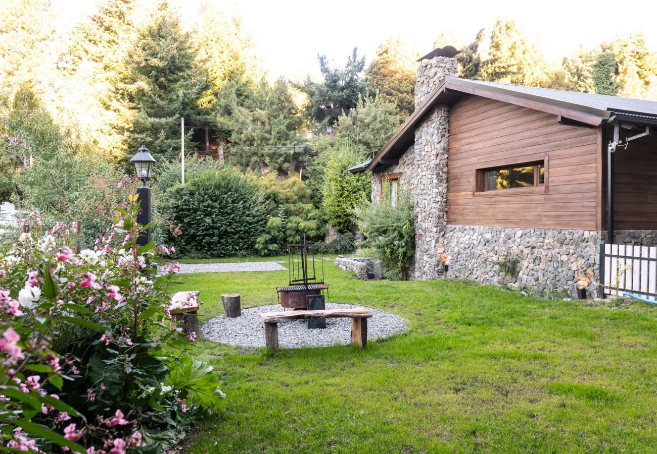 Дом на San Carlos de Bariloche - Hermosa casa a 300 metros del lago Nahuel Huapi