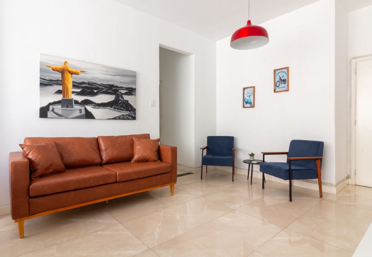 Apartment in Rio de Janeiro - Apartamento em Copacabana a 4 minutos da praia | SF704 