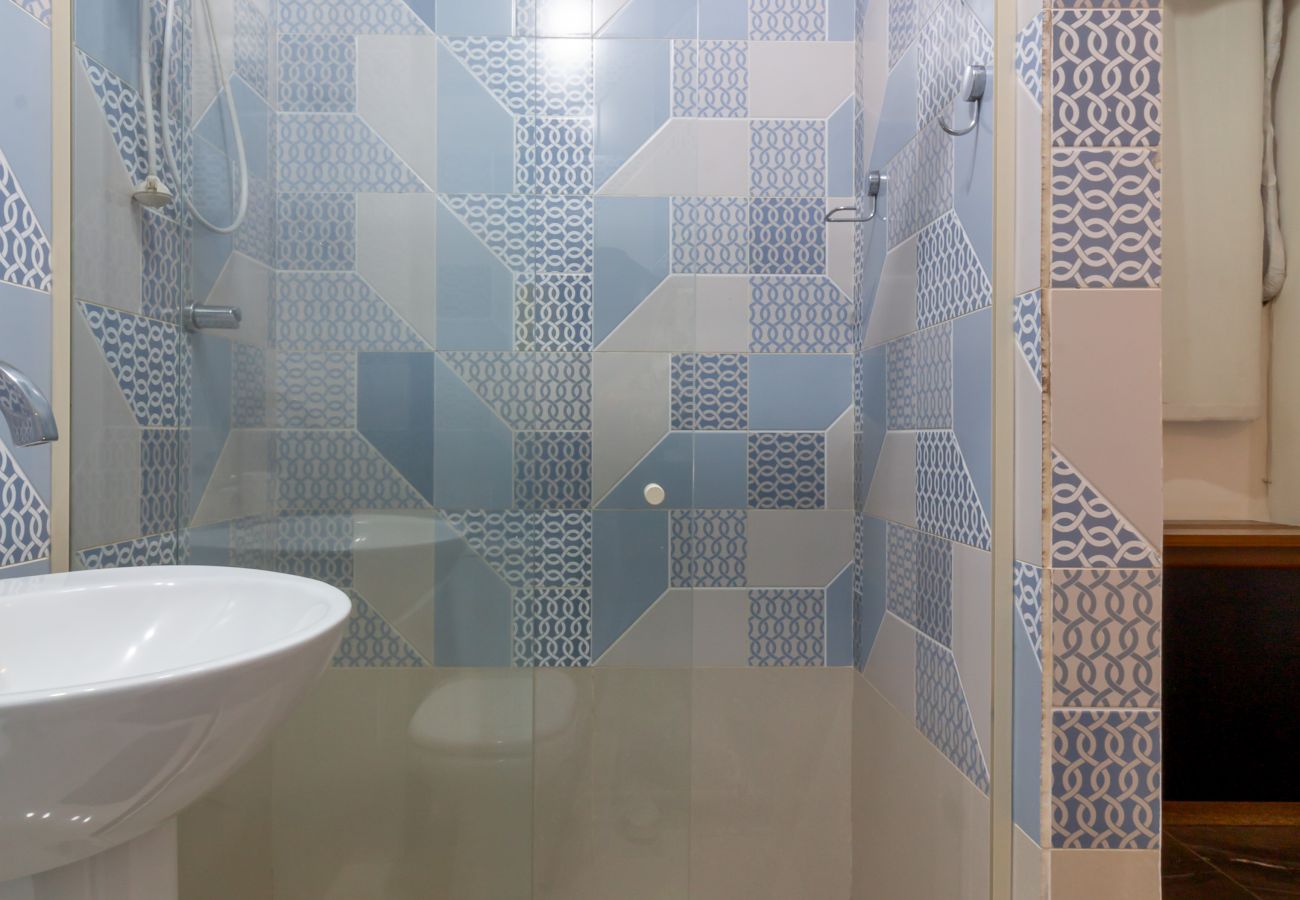 Apartment in Rio de Janeiro - Apartamento em Copacabana a 4 minutos da praia | SF704 