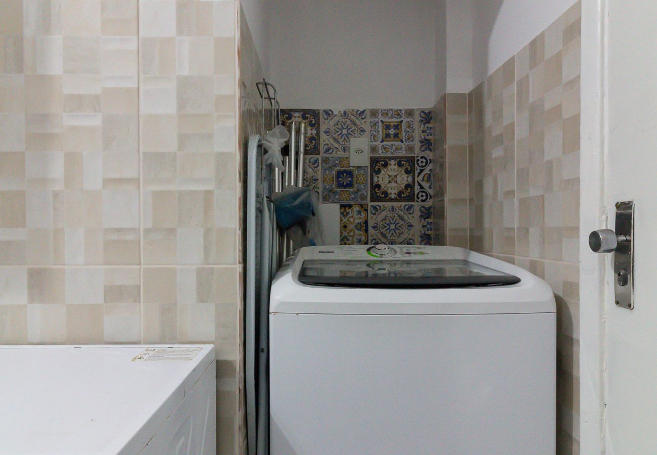 Apartment in Rio de Janeiro - Apartamento em Copacabana a 4 minutos da praia | SF704 