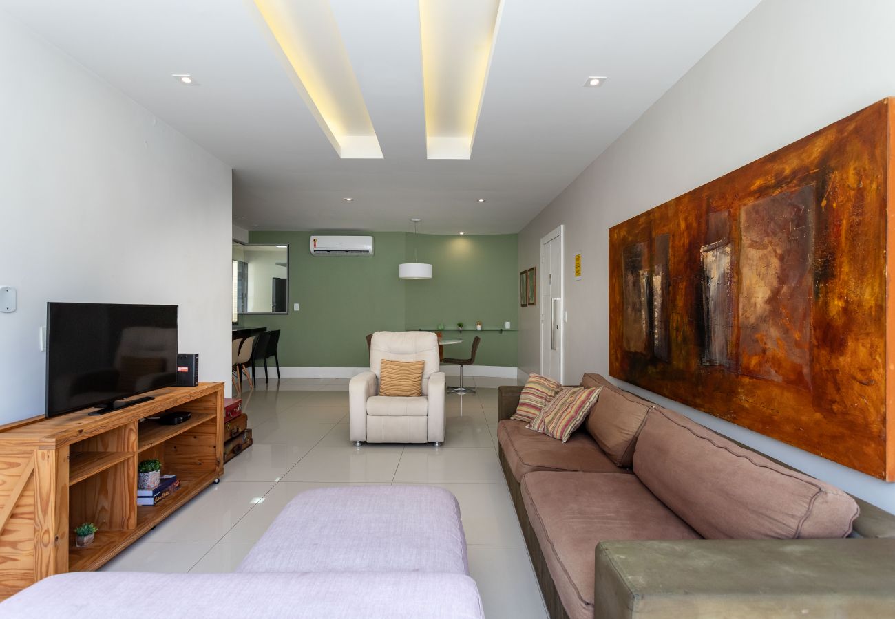 Apartment in Rio de Janeiro - 2 minutos da praia de Copacabana | SL1001