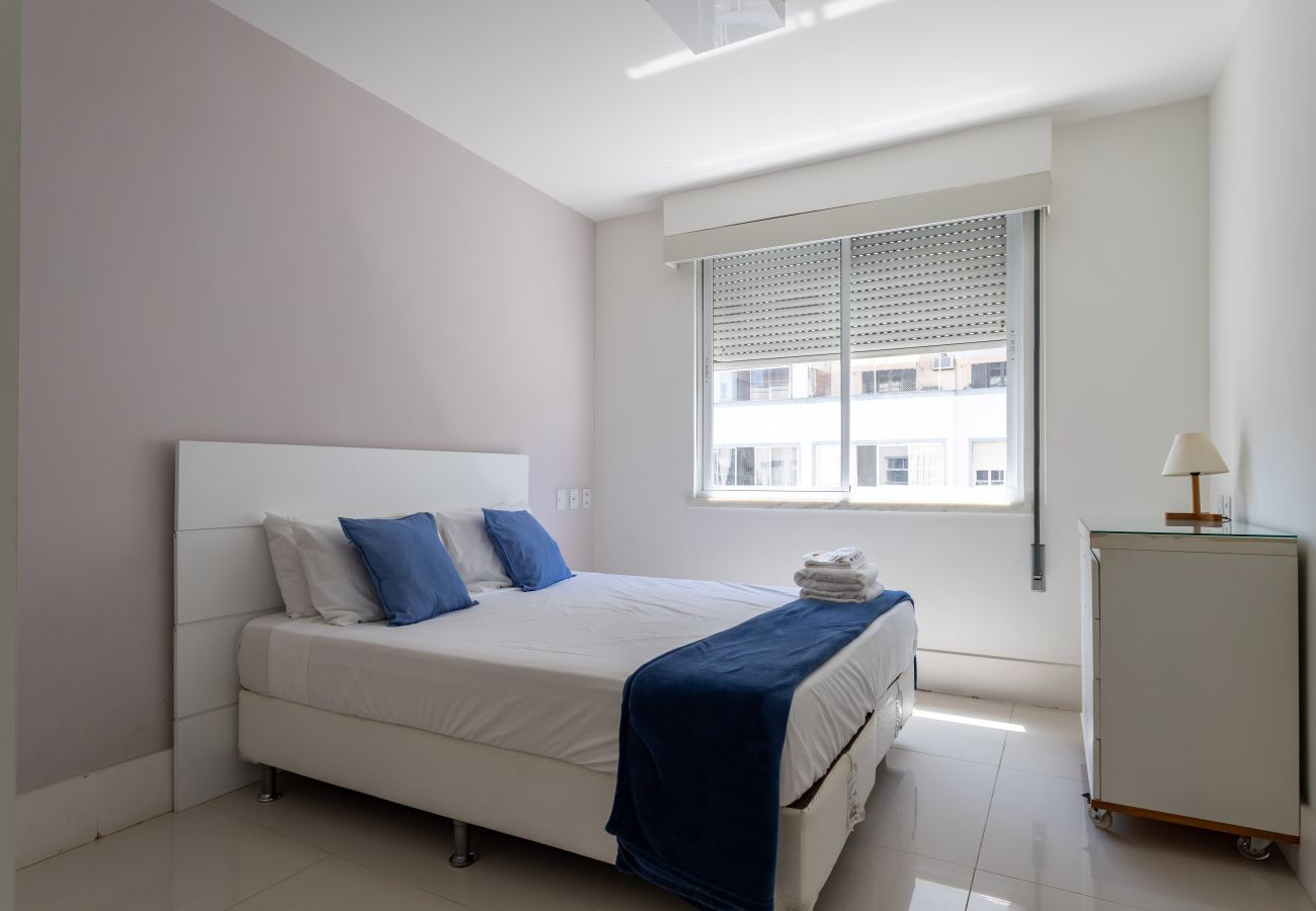 Apartment in Rio de Janeiro - 2 minutos da praia de Copacabana | SL1001