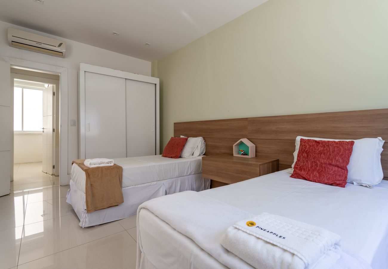Apartment in Rio de Janeiro - 2 minutos da praia de Copacabana | SL1001