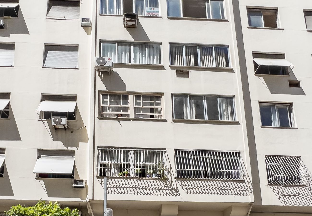 Apartment in Rio de Janeiro - 2 minutos da praia de Copacabana | SL1001
