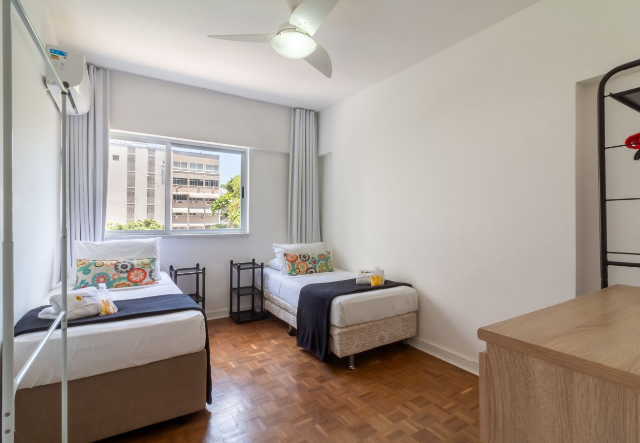 Apartment in Rio de Janeiro - 10 minutos da praia de Ipanema | AC402