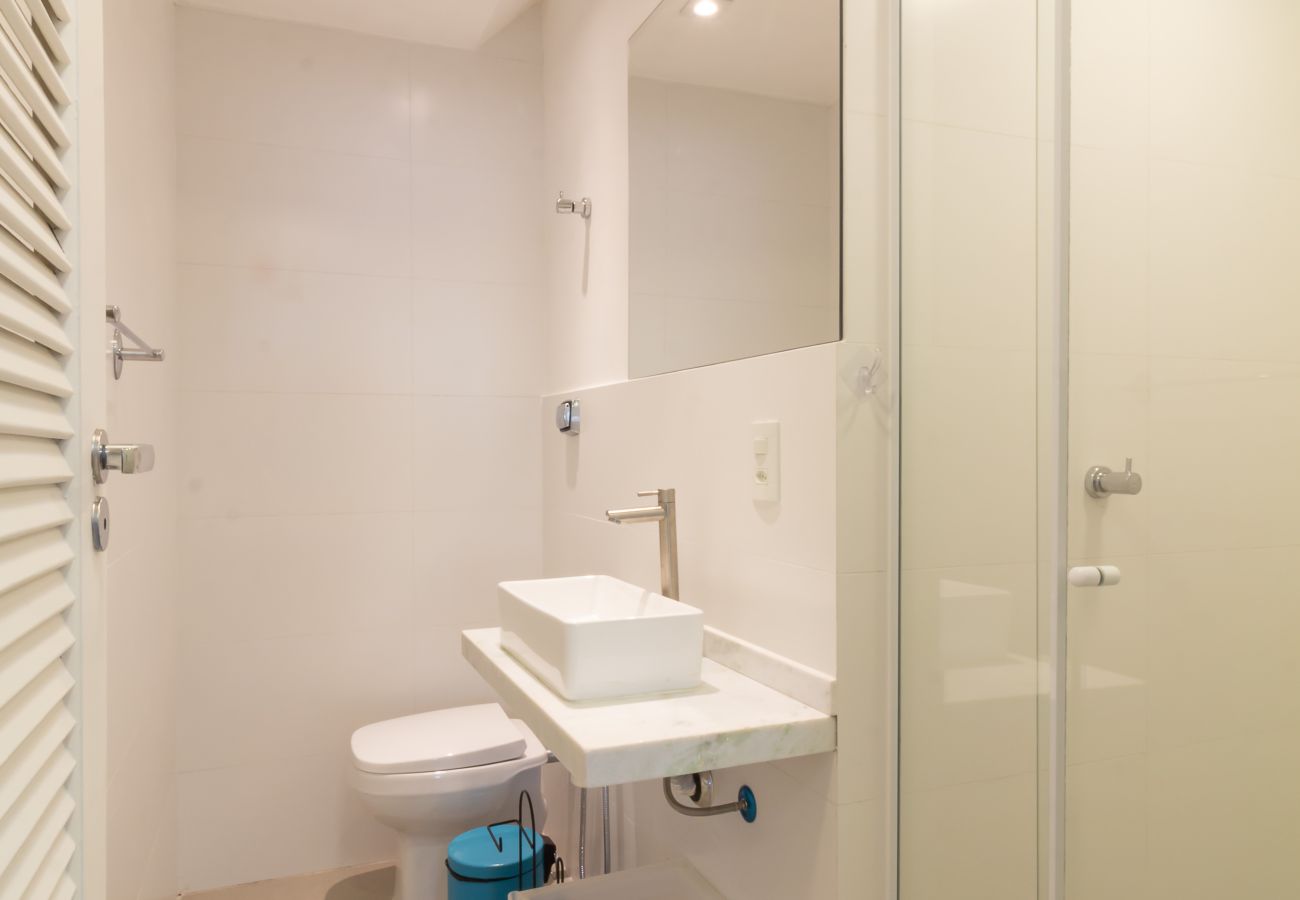 Apartment in Rio de Janeiro - 10 minutos da praia de Ipanema | AC402