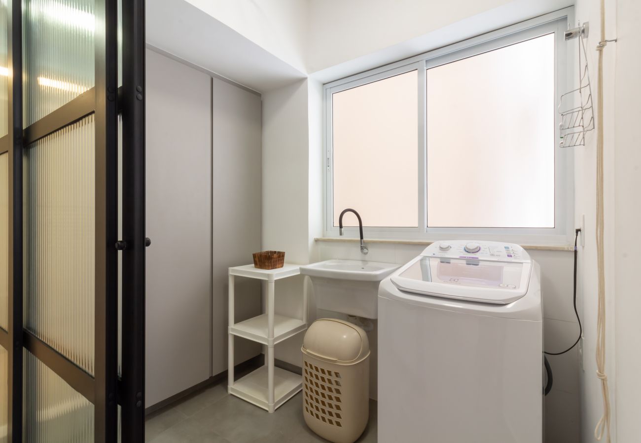 Apartment in Rio de Janeiro - 10 minutos da praia de Ipanema | AC402