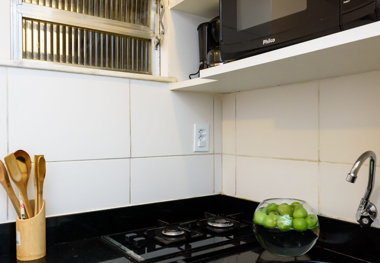 Apartment in Rio de Janeiro - Sossego em Copa | Vista arborizada | BR1009