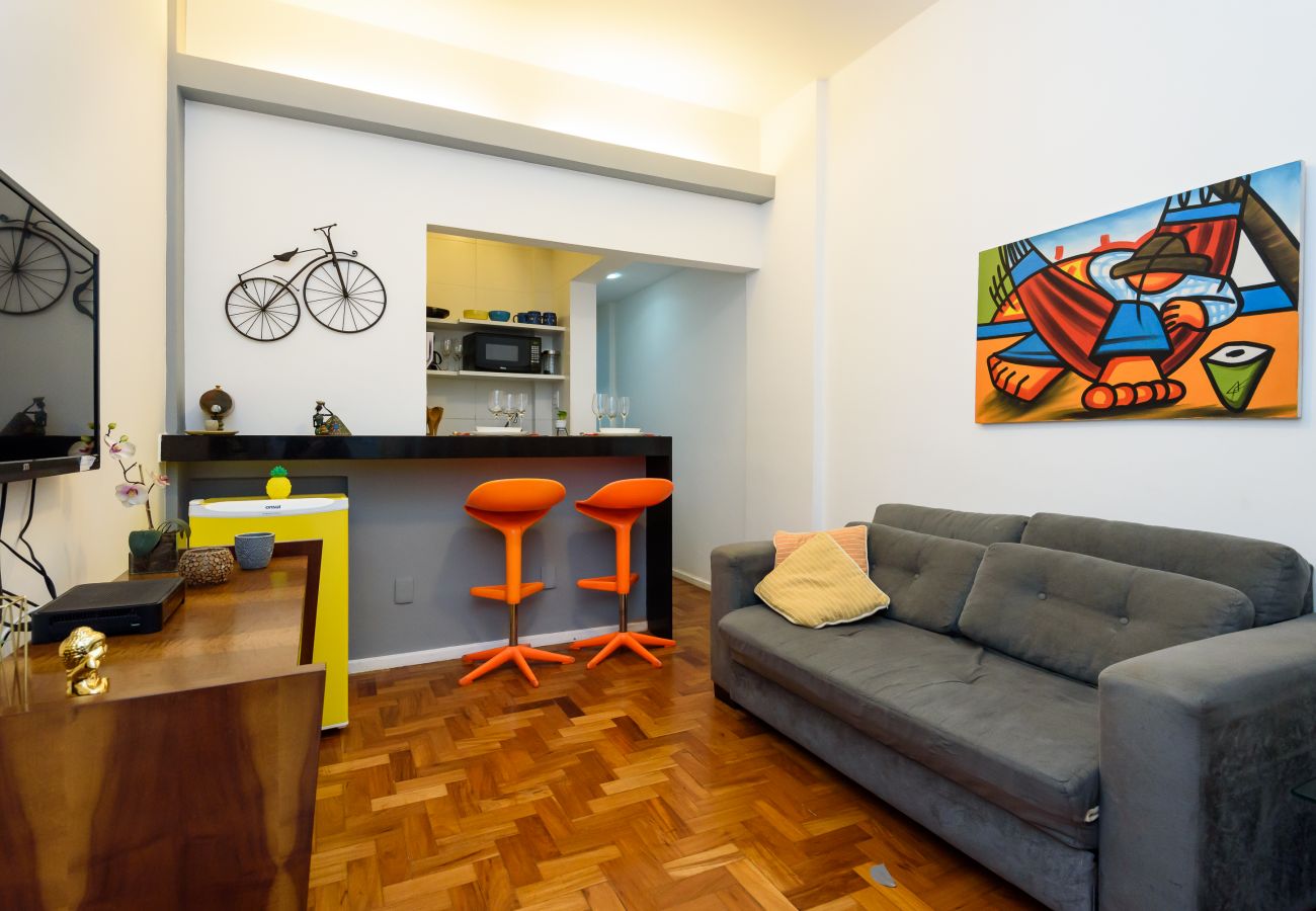 Apartment in Rio de Janeiro - Sossego em Copa | Vista arborizada | BR1009
