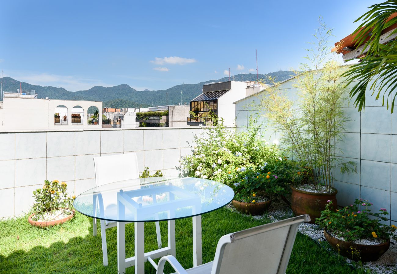 Apartment in Rio de Janeiro - Cobertura em Ipanema |Vista p/ o Cristo| MQC502 