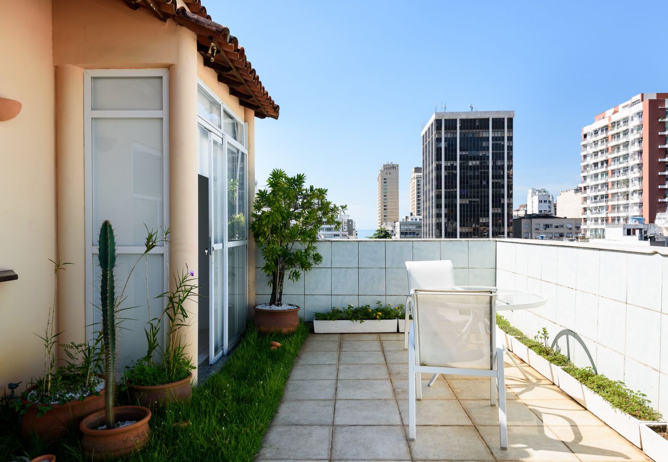 Apartment in Rio de Janeiro - Cobertura em Ipanema |Vista p/ o Cristo| MQC502 