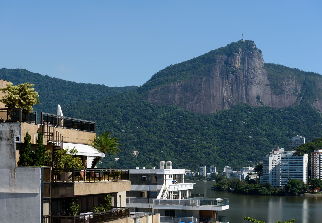 Apartment in Rio de Janeiro - Cobertura em Ipanema |Vista p/ o Cristo| MQC502 