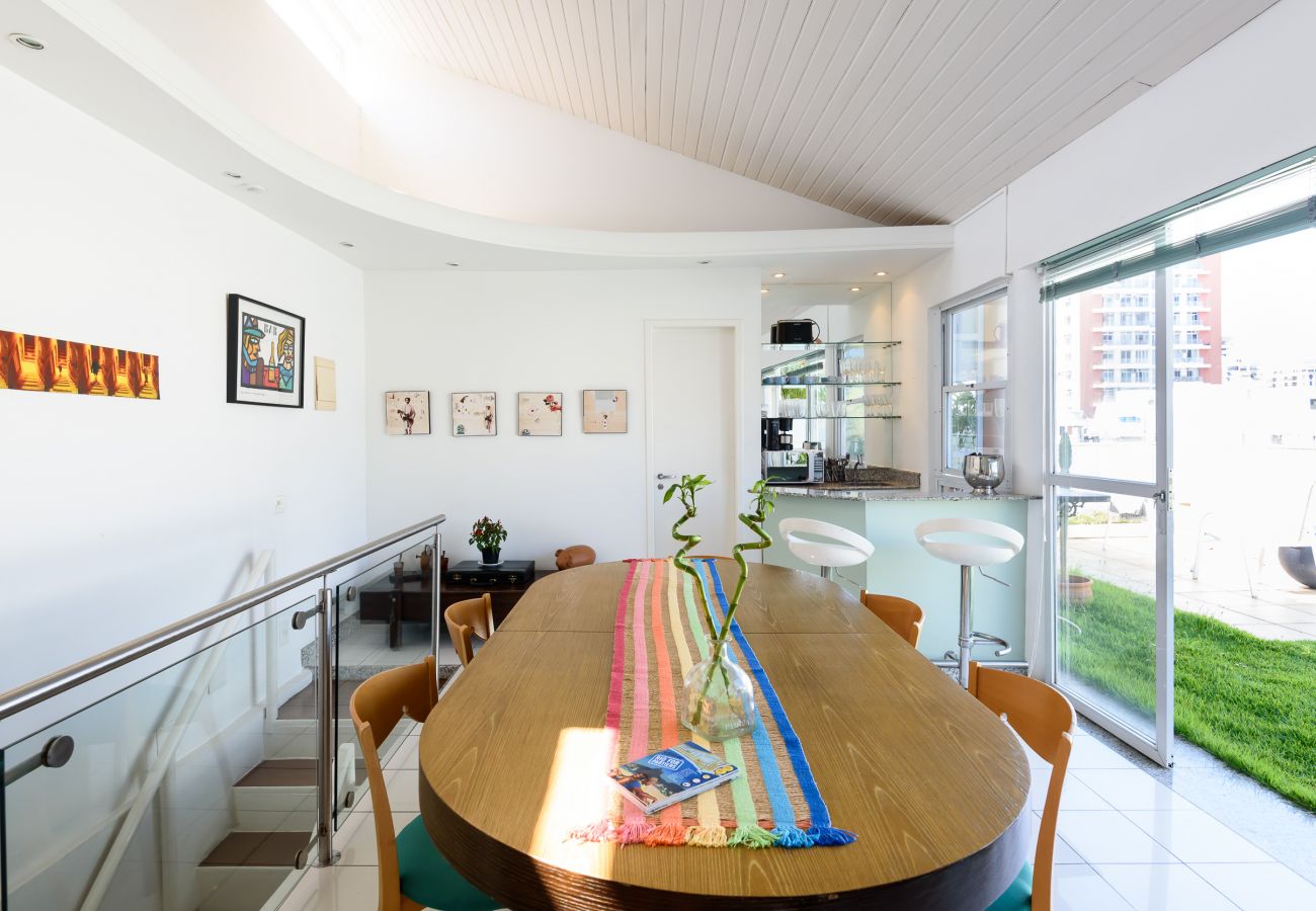 Apartment in Rio de Janeiro - Cobertura em Ipanema |Vista p/ o Cristo| MQC502 